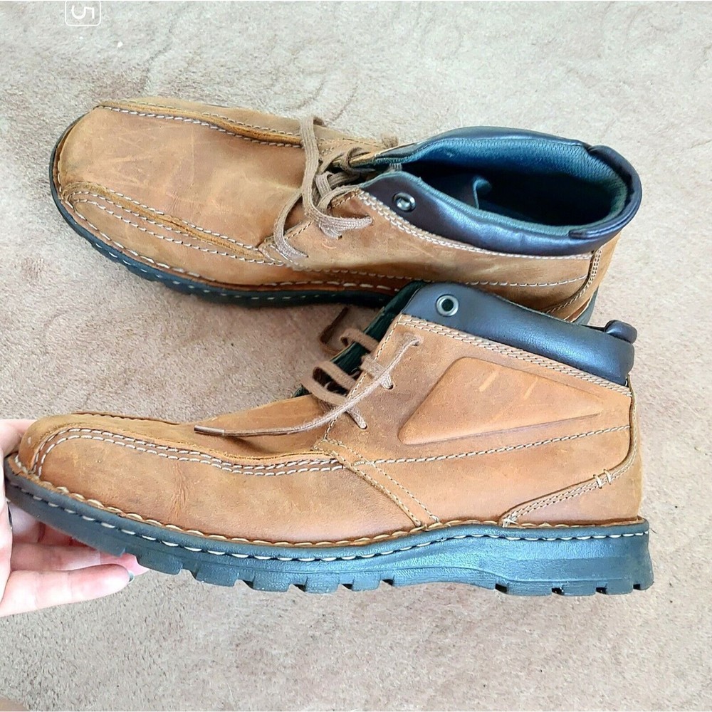 Clarks Men's Tan Brown Boots 9.5 Leather Lightweight